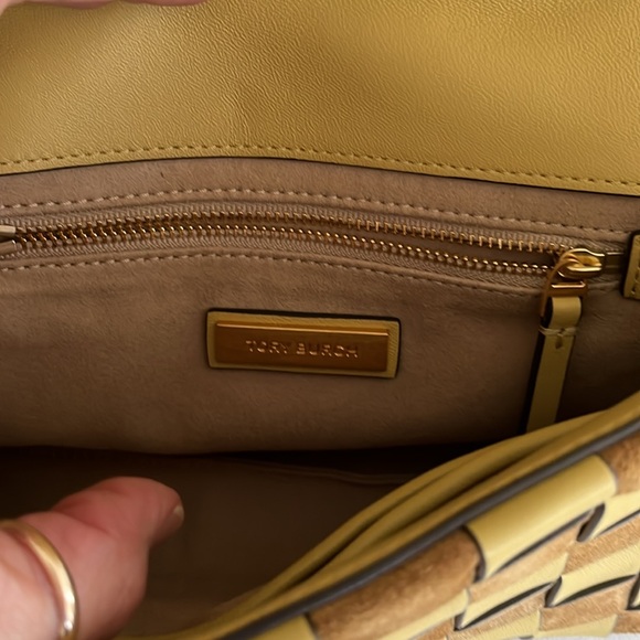 Tory Burch Kira Small Woven Convertible Shoulder Bag/Crossbudy - Picture 11 of 13